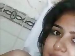 Indian college girl komal nude desi babe - fuckmyindiangf.com